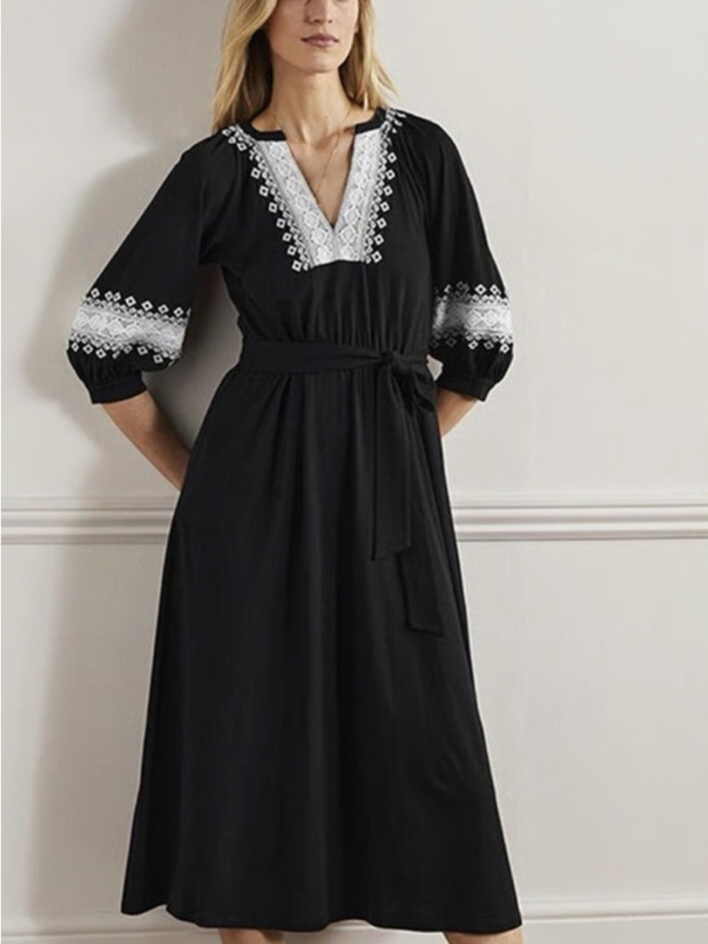Boden Embroidered V-Neck Midi Dress - Women